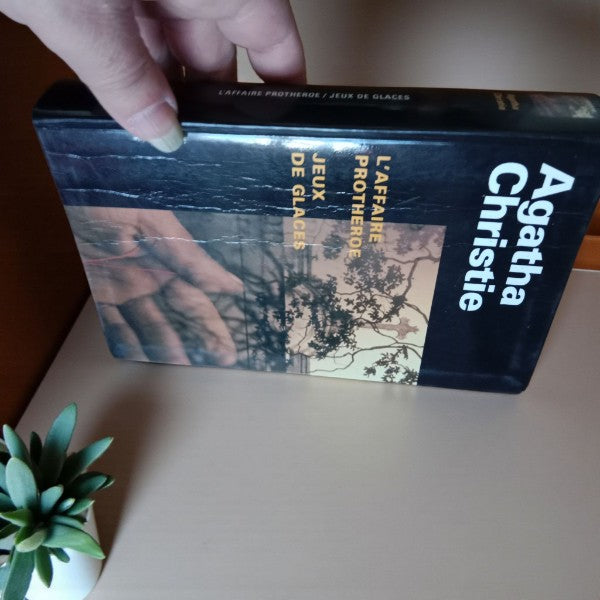 Livre Agatha Christie