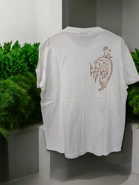 Tee shirt