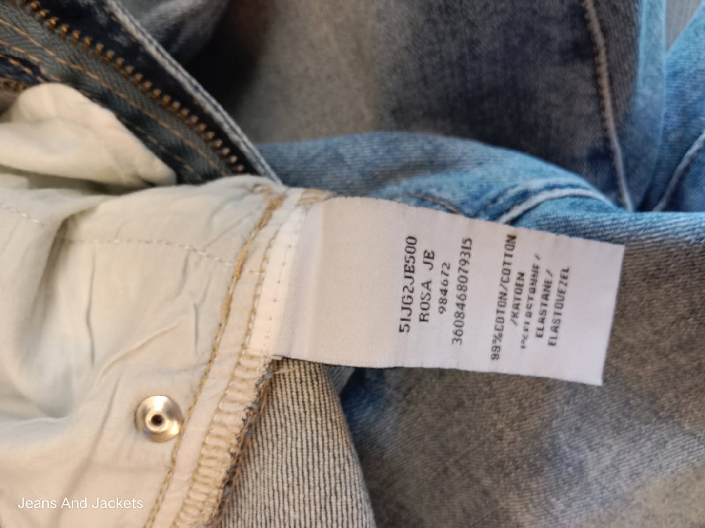 Jeans