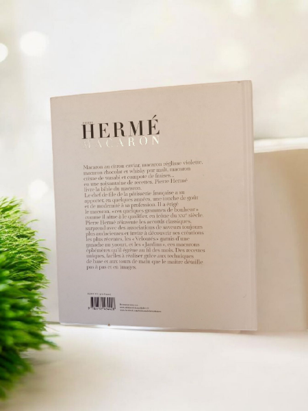 Livre Pierre Hermé Macaron