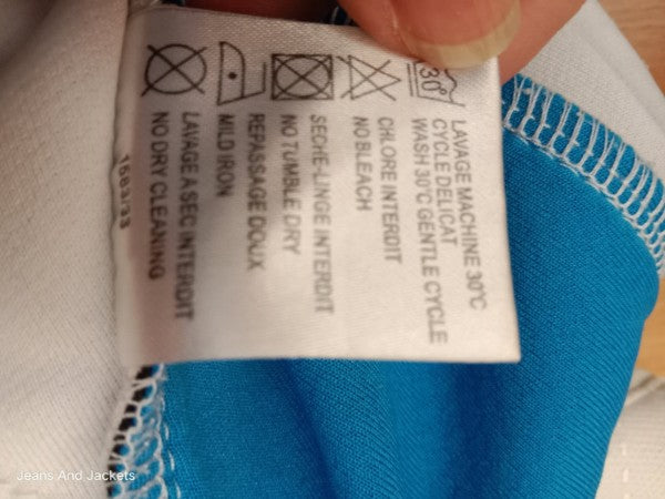 Tee shirt