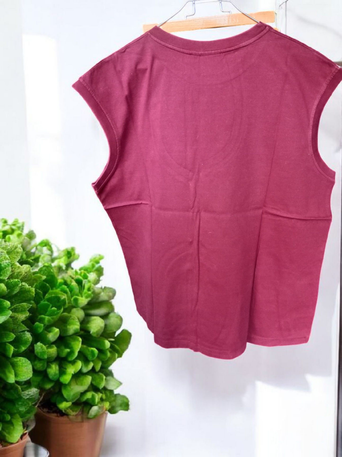 Tee shirt sans manche
