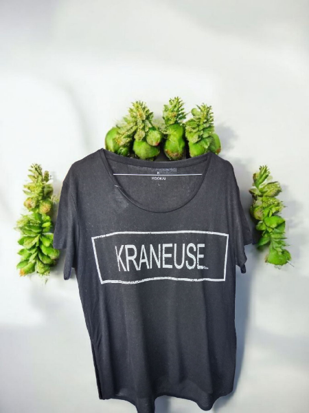 Tee shirt