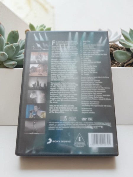 DVD Michael Jackson Live in Bucharest The Dangerous Tour — Concert Légendaire