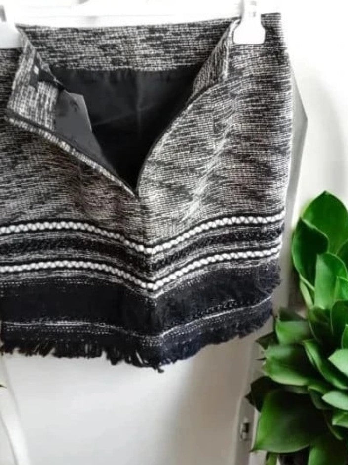 🏷️ NEUVE AVEC ÉTIQUETTE – Jupe chic bicolore H&M – Taille 36
