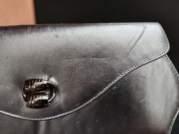 Pochette Argentée Vintage – Pièce Unique & Authentique