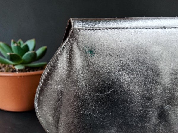 Pochette Argentée Vintage – Pièce Unique & Authentique