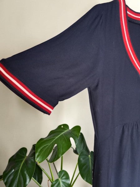 Robe Courte Style Marin Chic – Creeks – Bleu Marine, Rouge & Blanc