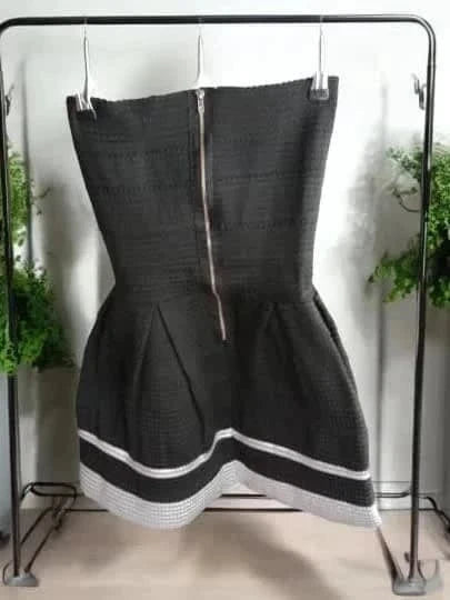 Robe bustier patineuse noire et argentée Lily Fashion - Taille S/M