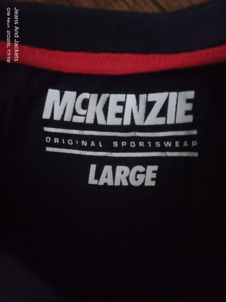 Tee shirt