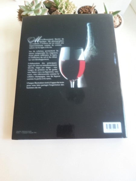 Livre "L'univers du vin" - Jens Priewe (Édition reliée, 1999)