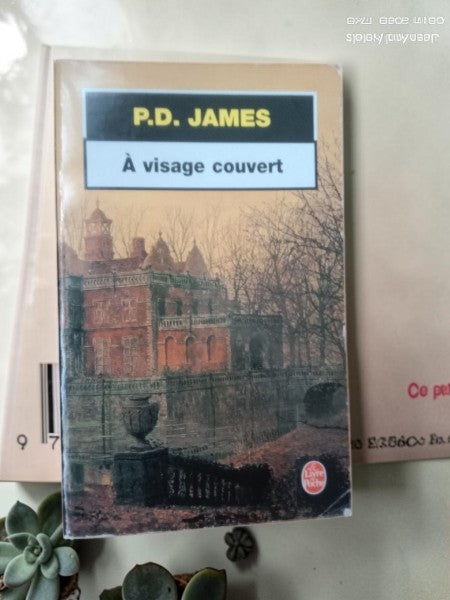 Roman Policier : À visage couvert - P.D. James (Poche)
