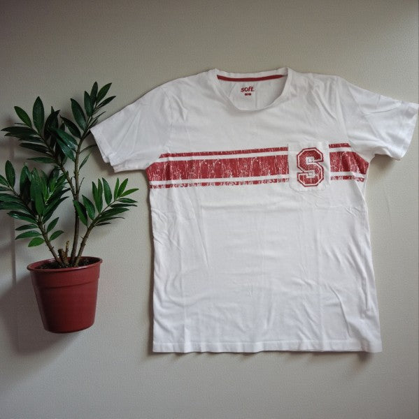 Tee shirt